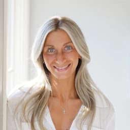 Dr. Katie Steele