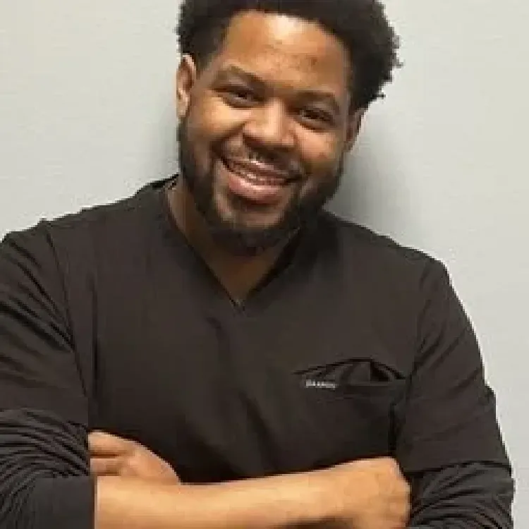 Dr. Mikel Marshall, Chicago Spine and Joint Care in Chicago